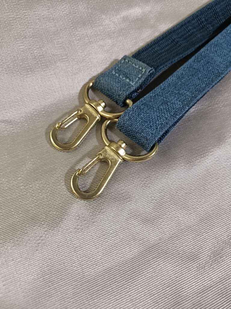 鞄 ストラップ ナスカン 交換